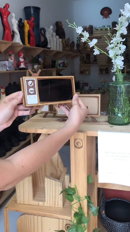 Retro TV Style wooden Mobile Stand